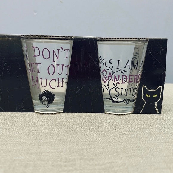 Hocus Pocus Collectible 6 Piece Shot Glads Set NEW - Picture 4 of 5